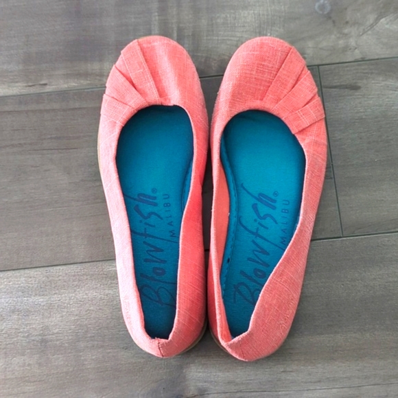 Blowfish Salmon Flats Size 7 - Picture 2 of 4